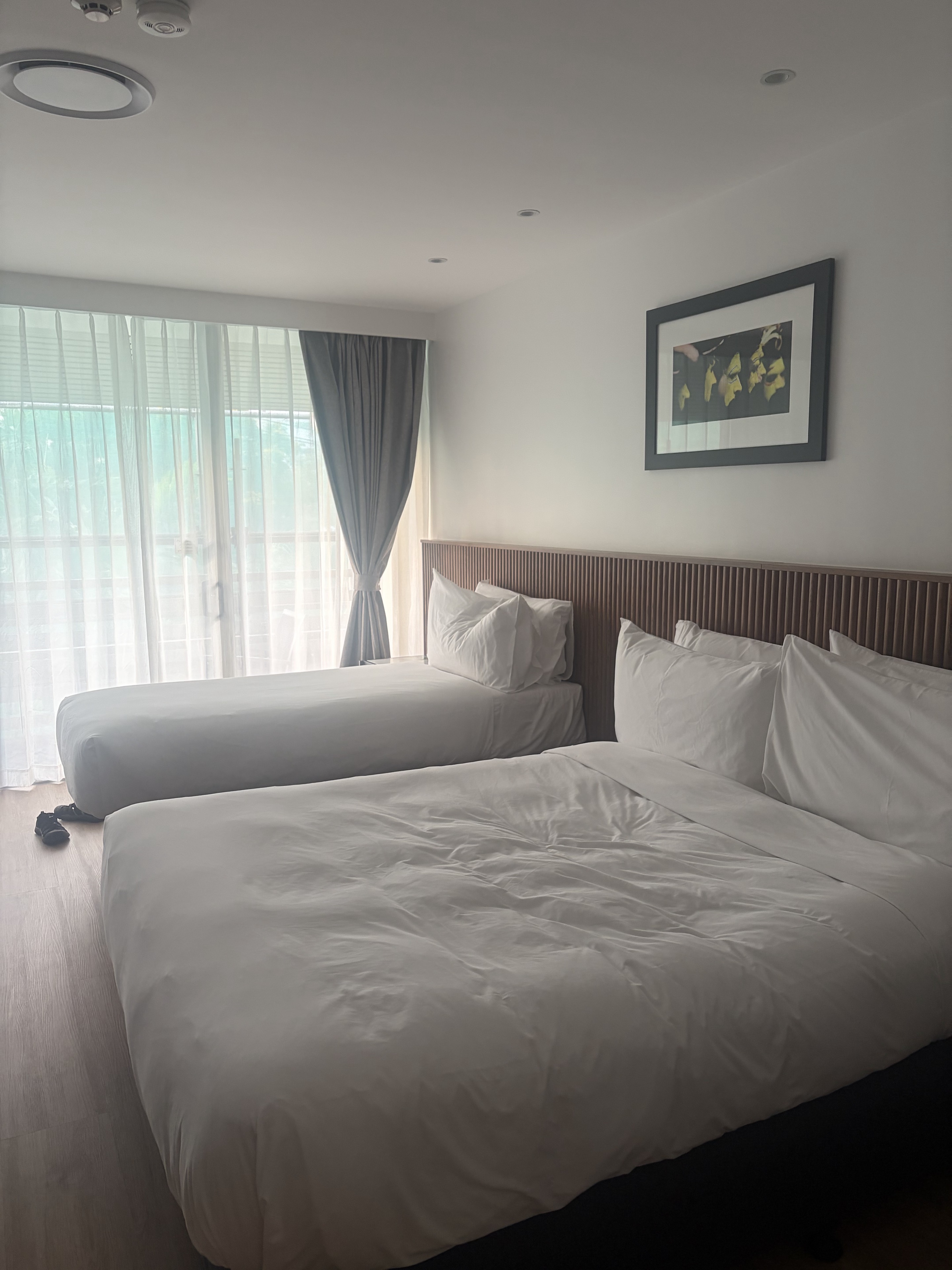 ポートモレスビー空港近くのGateway Hotelに泊まってみた。送迎・部屋・Wi-Fi・レストラン事情の写真